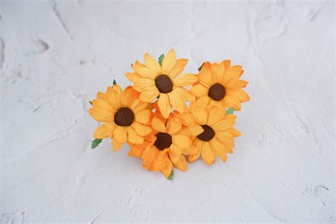 5 Cm Paper Flat Sunflowers With Wire Stems 25 Flowers 50mm Paper Daisies Dailypaperflowers