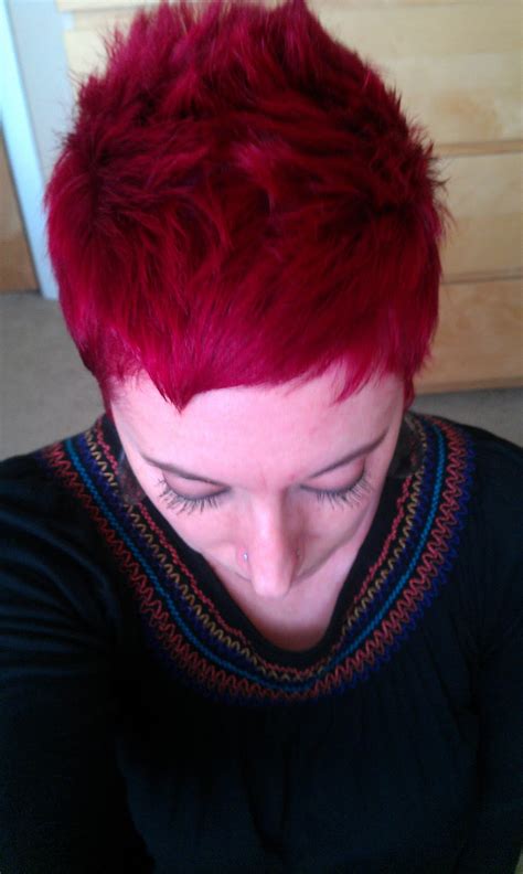 I'd rather dye: Manic Panic - Vampire Red