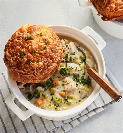 Slow Cooker Chicken Potpie Soup