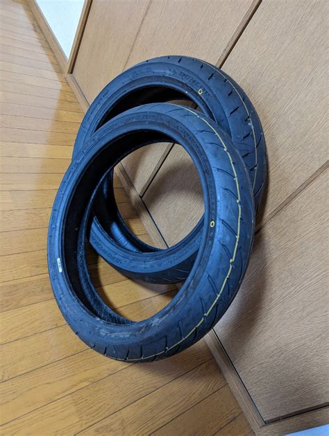 目立った傷や汚れなしDUNLOP SPORTMAX GPR300 110 70R17 150 60R17 ダンロップ スポーツマックス 未