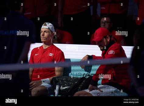 Denis Shapovalov Et Frank Dancevic Capitaine Du Canada Vus Pendant La