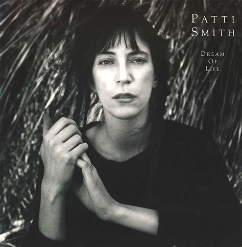 Classic Rock Covers Database (full album torrents): Patti Smith - Dream ...