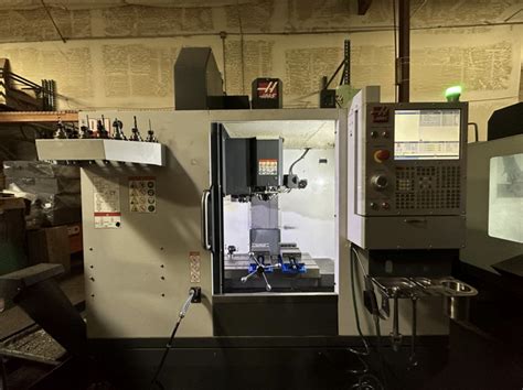 Used Haas Dm 2 Cnc Vertical Machining Center 8074148