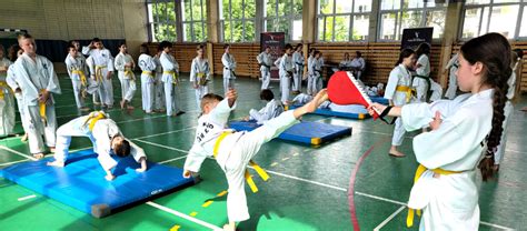 Mamy Nowe Stopnie W Taekwon Do I Kickboxingu Krakowskie Centrum