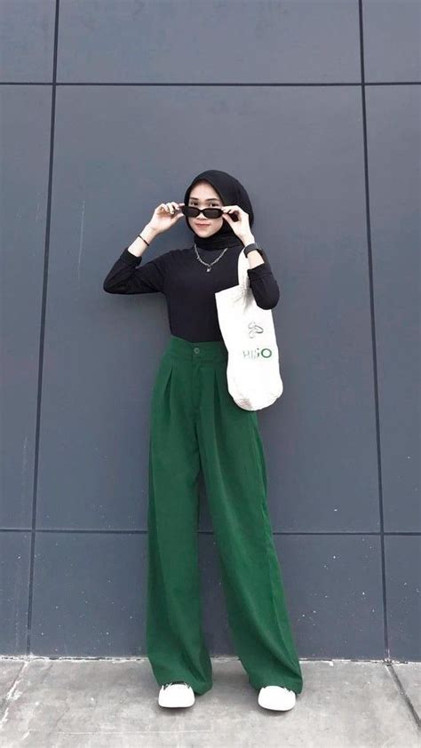 5 Outfit Hijab Yang Bikin Kamu Kece Saat Ke Kampus Daily Outfits Hijab Casual Outfit Kulot