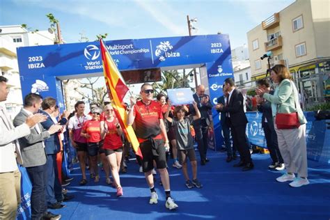 Ibiza Inaugura Su Mundial De Triatl N Multideporte Y Este S Bado El