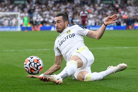 Leeds Winger Jack Harrison In Advanced Talks Over Premier League Return