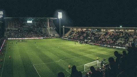 Metz Ol Envahissement De Terrain Saint Symphorien