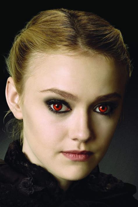 Jane Volturi 08x12 Hood Down Portrait Twilight Saga New Moon Jane