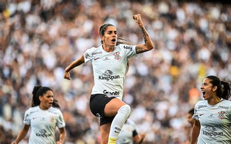 Corinthians Vence Ferrovi Ria E Leva O Brasileiro Feminino Pela Vez