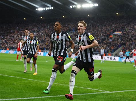 Newcastle United End Arsenals Unbeaten Run In Chaotic Contest Sports