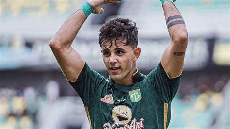 Tak Muluk Muluk Ini Target Bruno Moreira Di Persebaya Musim Depan