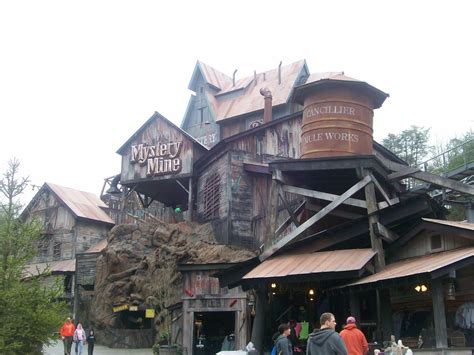 Mystery Mine (Dollywood) - Coasterpedia - The Roller Coaster and Flat ...