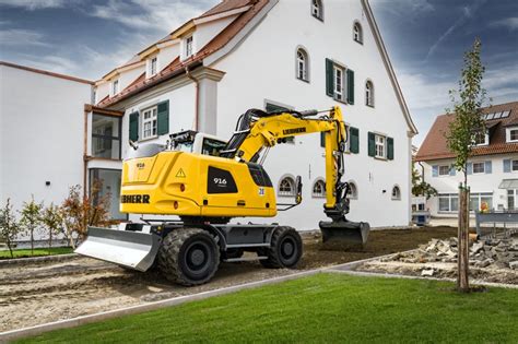 Liebherr F Hrt Abe Erfolgsserie Mit Neuen Mobilbagger Modellen Fort