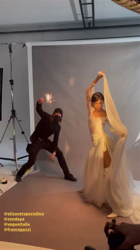 Zendaya Updates On Twitter More Of Zendaya Behind The Scenes For