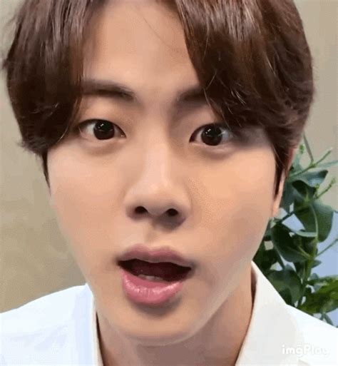 Bts Community Posts 🤍 ･jin Time ･🤍 真夜中のjin Timeにお邪魔します🌙⋆꙳ ジンくん🤍お