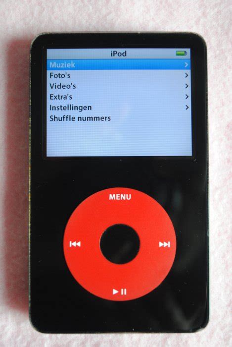 U2 Special Edition iPod - iPod Classic 4th Generation (2004) click ...