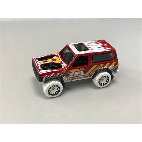 Hot Wheels Mainline Nissan Patrol Red RIVET Loose Shopee Malaysia
