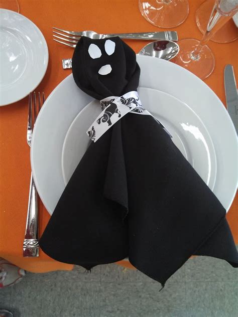 Ghost Napkin Fold For Halloween