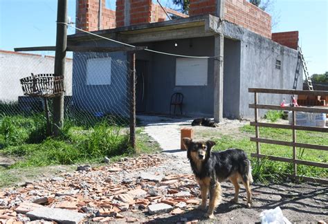 Una Mujer Fue Asesinada A Pu Aladas Delante De Los Hijos Losprimerostv