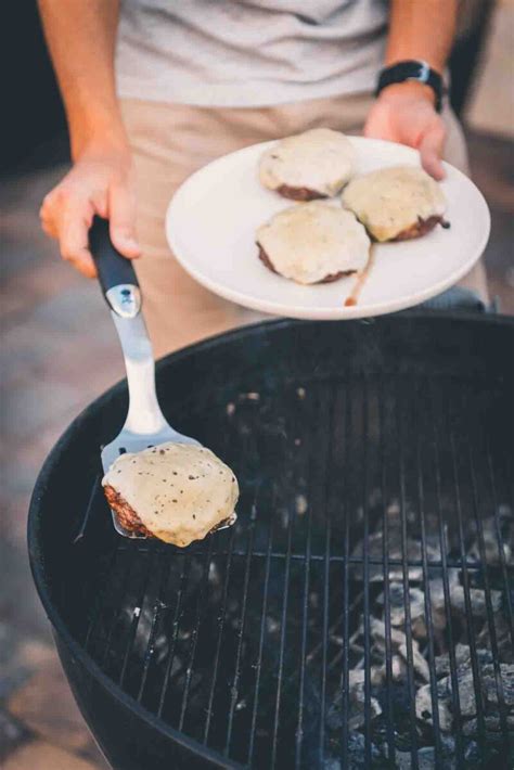 Juicy Ground Venison Burgers Girl Carnivore