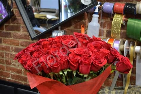 3 Dozen Roses