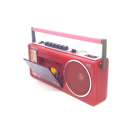 Vintage Sony Fmam Radio Cassette Player Cfm 180 Mini Boombox Walkman