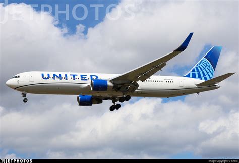 N Ua Boeing Er United Airlines Enoki Jetphotos