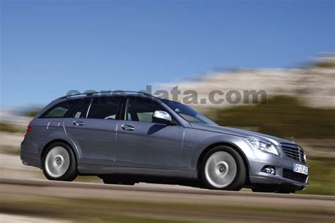 Mercedes-Benz C-class Estate images (17 of 30)