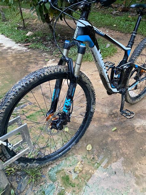 giant anthem advanced  carbon bicycles pmds bicycles mountain