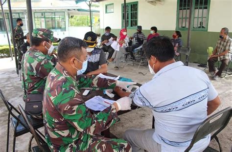 Ratusan Warakawuri Dan Purnawirawan Tni Ad Terima Vaksinasi Covid