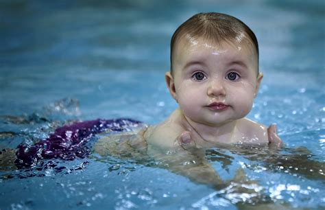 Water Baby Full HD Wallpaper and Background | 2800x1809 | ID:291790