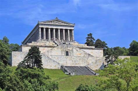 Walhalla Der Griechische Tempel An Der Donau Travelbook