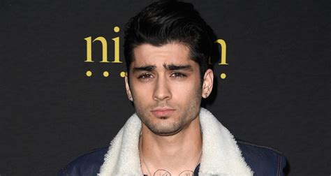 Zayn Malik Debuts New Pink Hair In Sultry Selfie Zayn Malik Just