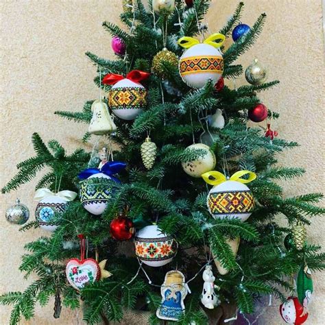 Ukrainian Christmas Ornaments Set of 6 Baubles Christmas - Etsy