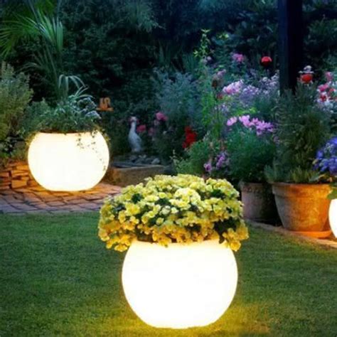 Solar Planters Pots Eco Friendly Outdoor Lighting Solutions