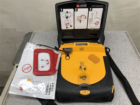 Medtronic Lifepak Cr Plus Defibrillator