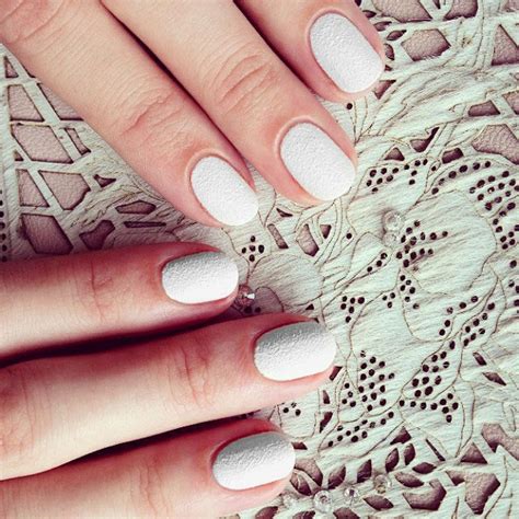 How to Pull off Winter White Nail Polish: Pro Manicurists Share Their ...