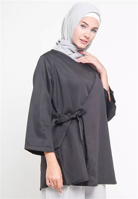 Jual JV Hasanah Simply Ribbon Top Original 2023 ZALORA Indonesia