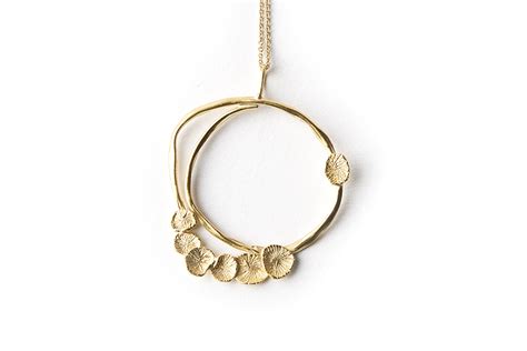 Fairy Gold Circle – Maja Lava jewellery