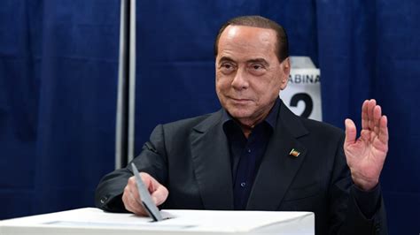 Derecha Italiana Elige A Silvio Berlusconi Como Candidato A La Presidencia