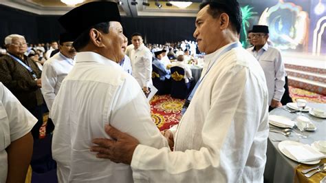 Dipimpin Yusril Tim Hukum Prabowo Gibran Resmi Daftar Jadi Pihak