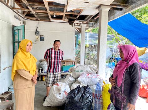 Majukan Lingkungan Dorong Ekonomi Sukses Bank Sampah Rw Dalam