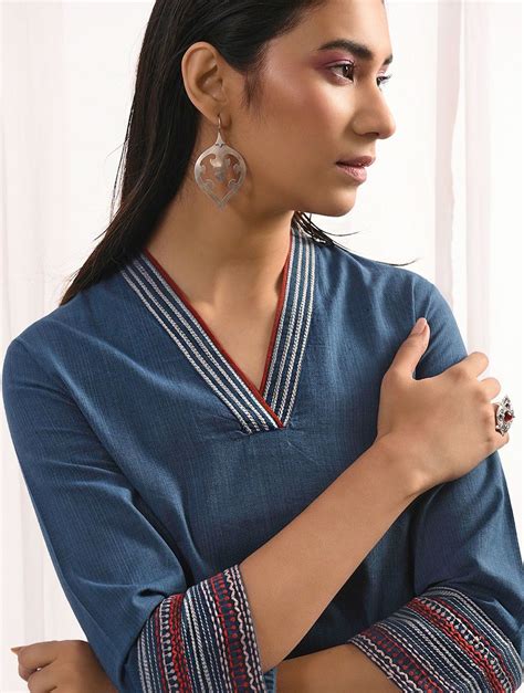 Buy Indigo AAKASH NEEL Handloom Cotton Kurta With Embroidery Women