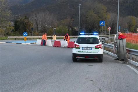 A Concesio Chiude Il Ponte Della Sp La Situazione Della Viabilit