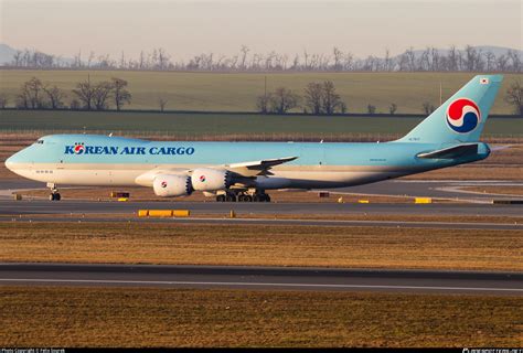 Hl Korean Air Boeing B F Photo By Felix Sourek Id