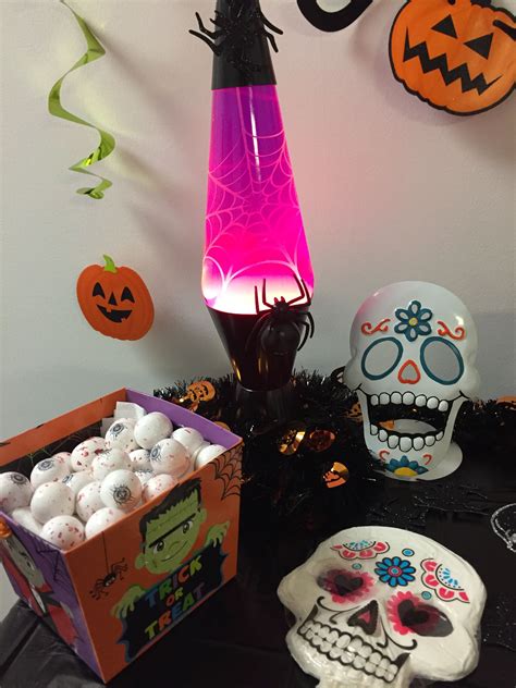 Pin De Lava Lamp En Halloween Party Ideas