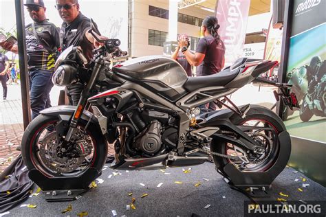 Triumph Street Triple Rs Malaysia Launch Bm Paul Tan S