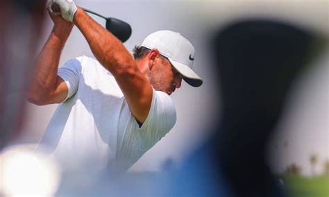 Brooks Koepka Fires 62 Takes The Lead At LIV Golf Jeddah Same Guy Golf