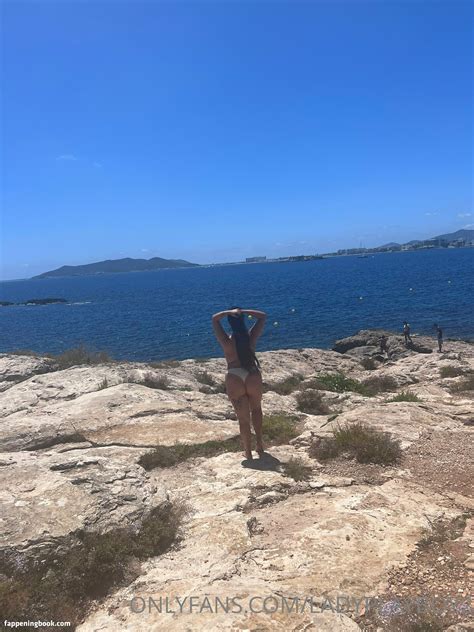 Ladyplayboy Ladyployploy Nude OnlyFans Leaks Fappening FappeningBook